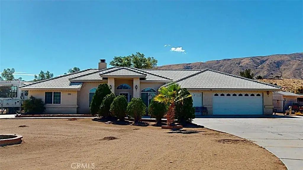 21723 Hercules Street, Apple Valley