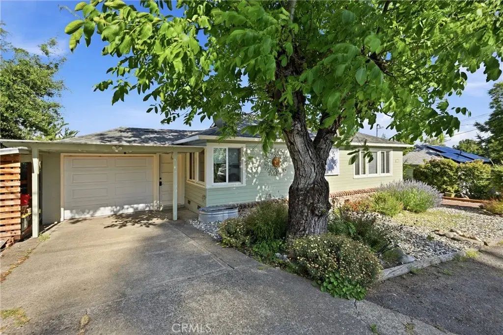 2230 Ashe, Lakeport