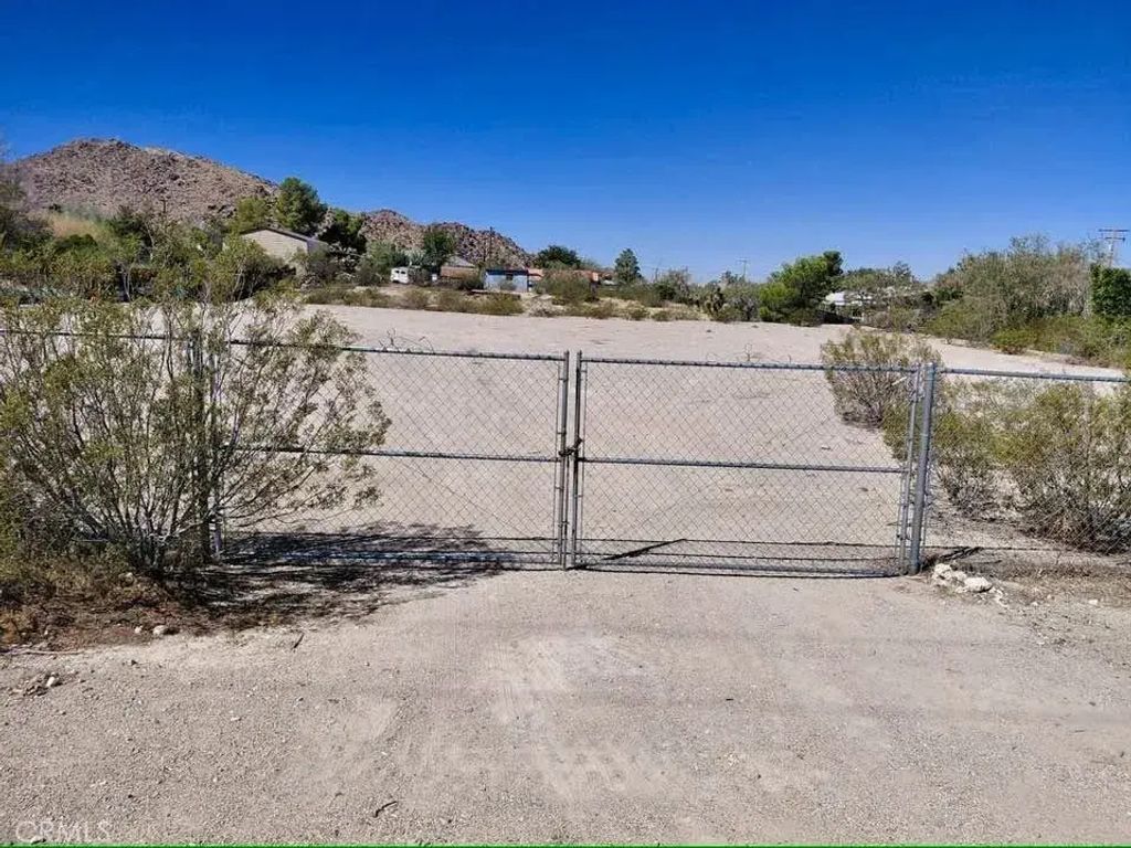 9268 Mesa, Lucerne Valley