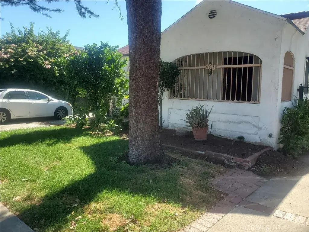 408 Raymond, Glendale
