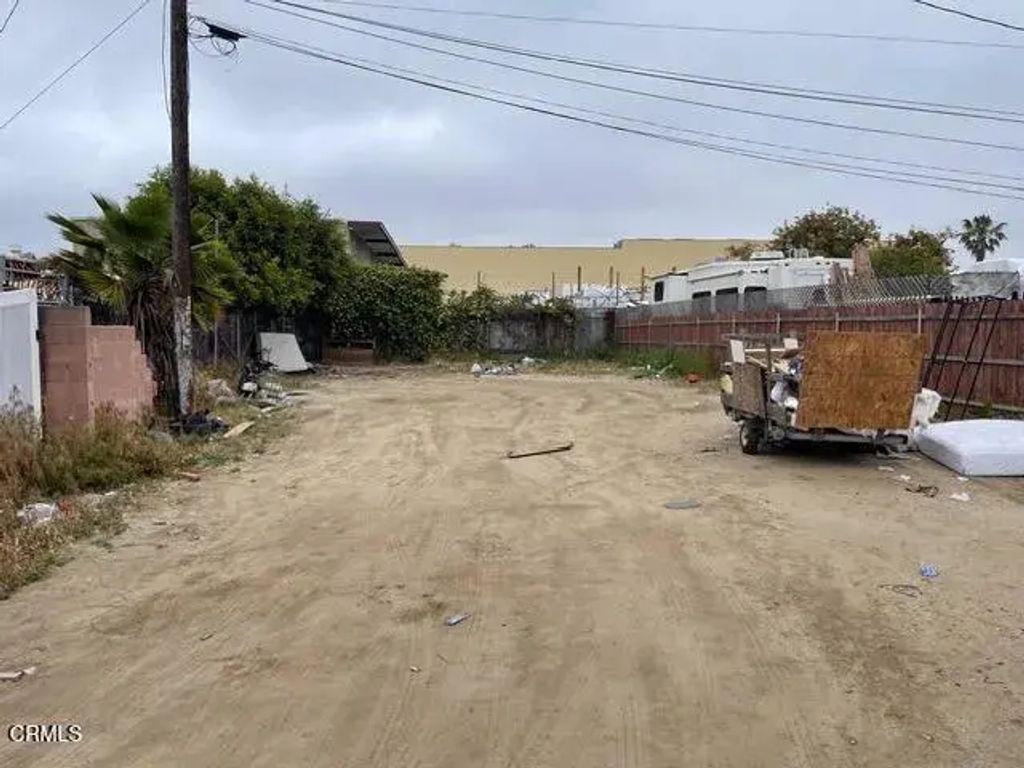 2462 Balboa, Oxnard