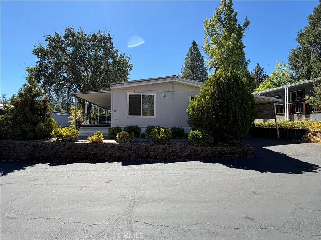 39678 Road 425b 81, Oakhurst
