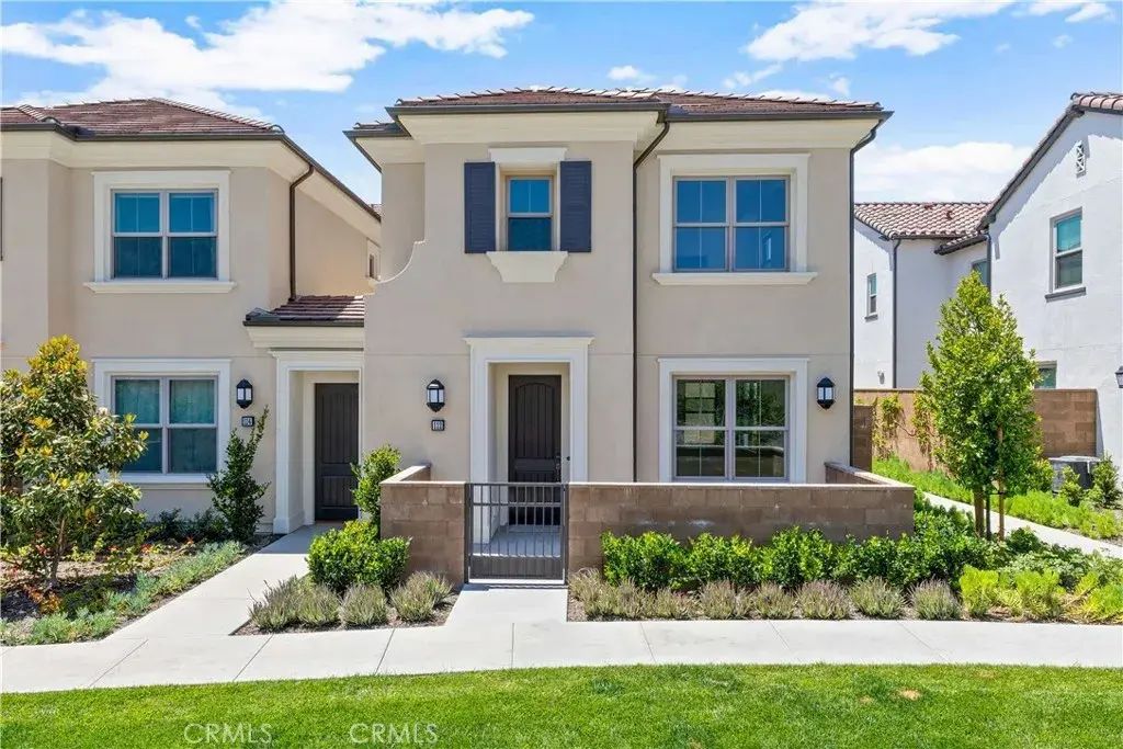 112 Newburry, Irvine