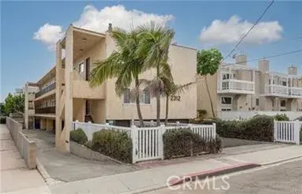 2312 Vanderbilt Lane 5, Redondo Beach