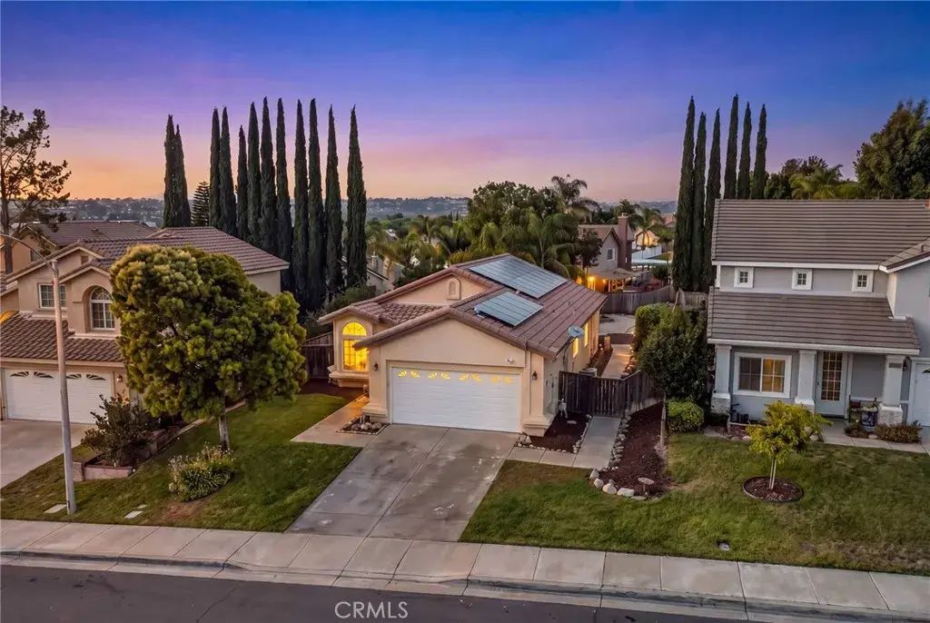 33298 Avenida Bicicleta, Temecula