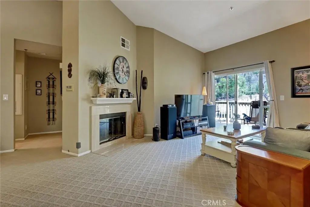 5837 Oak Bend 410, Oak Park