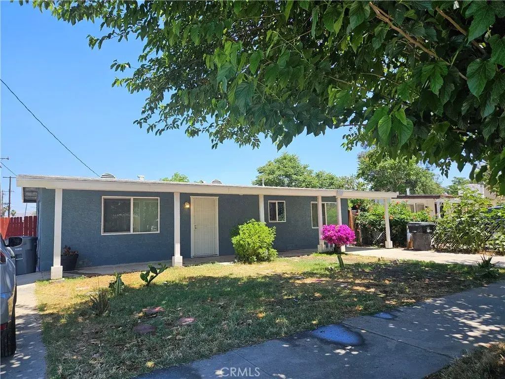 712 E Whittier, Hemet