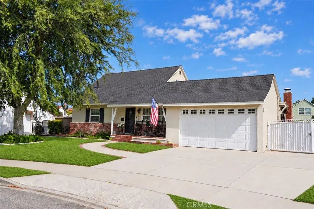 1889 E Farland, Covina