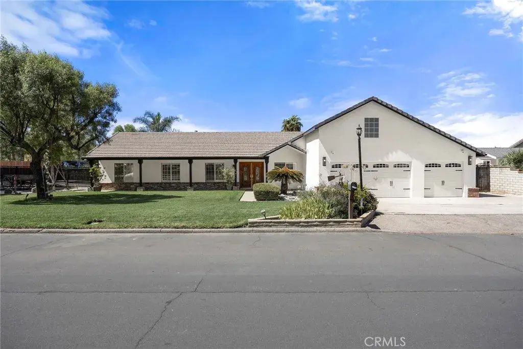17411 Kaison Circle, Riverside
