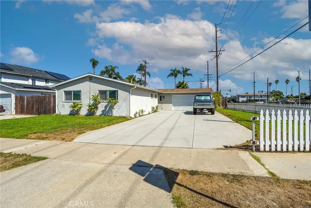 2252 Federal, Costa Mesa