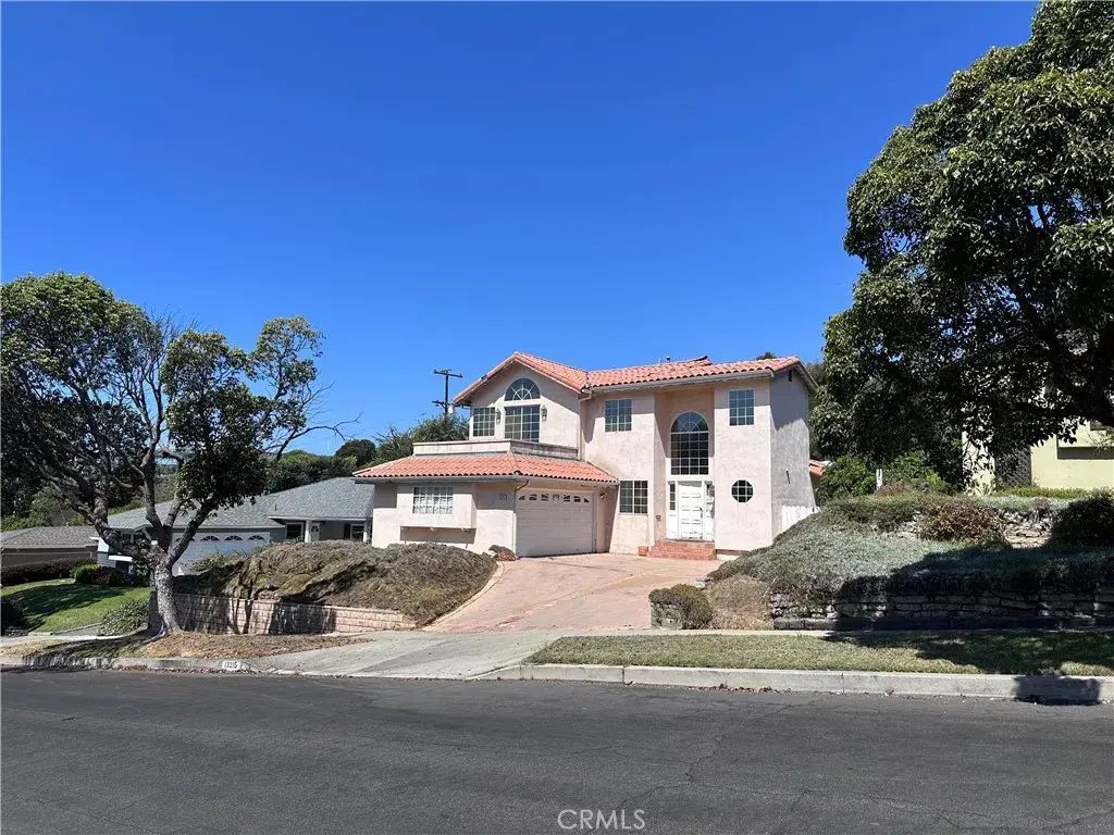 13215 Dewey Street, Los Angeles