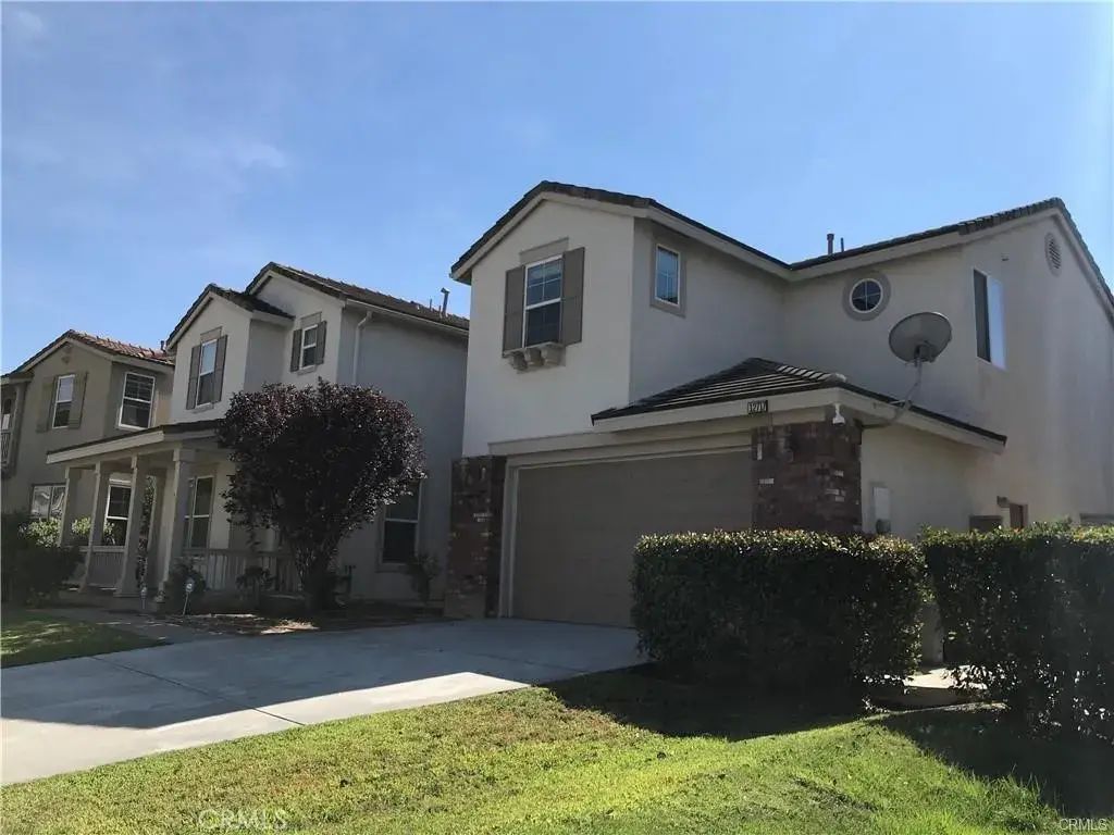 12717 Burbank, Corona