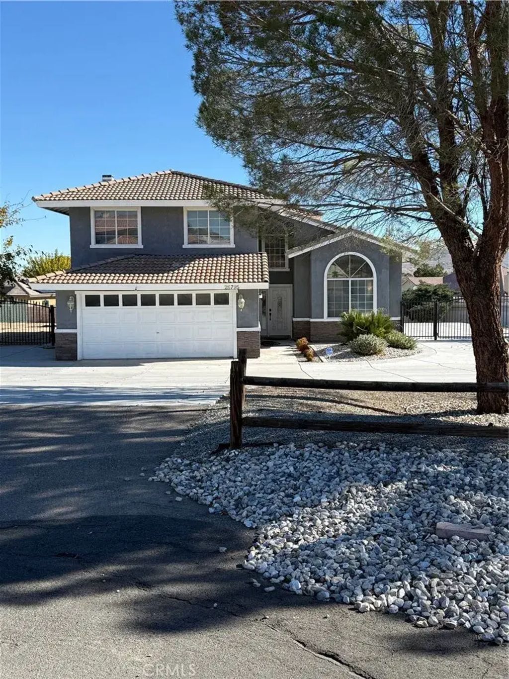 26795 Stirrup, Helendale