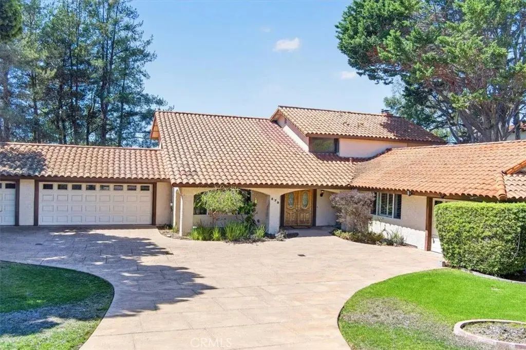 679 Saint Andrews, Lompoc