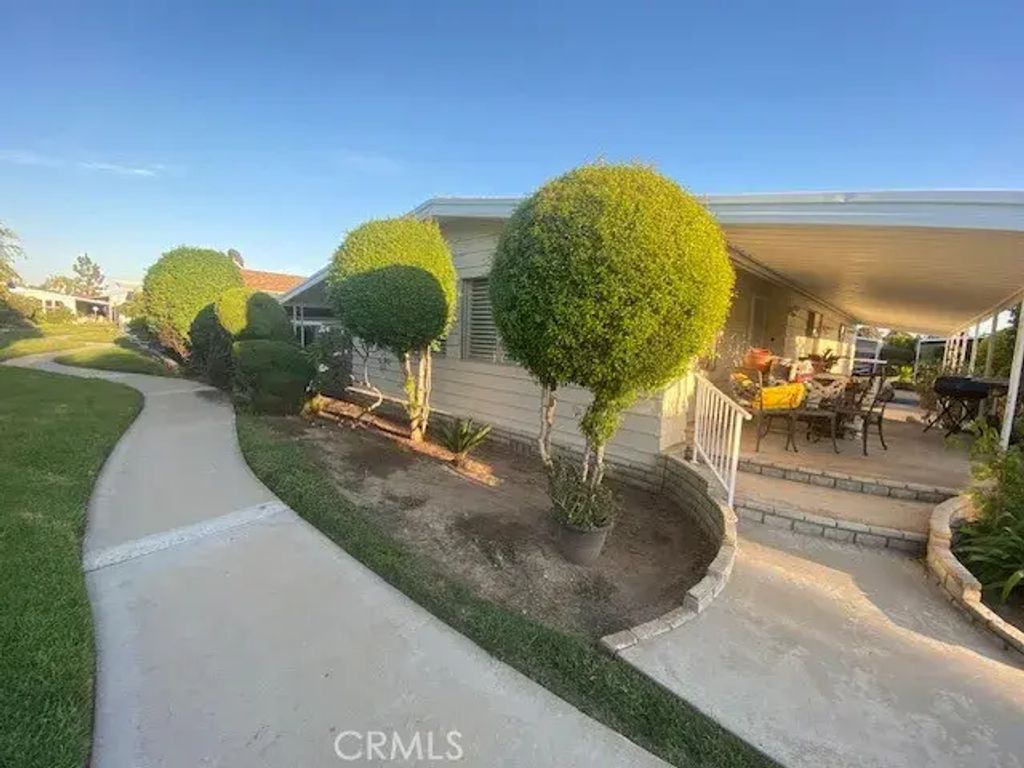 2301 Lake Glen 65, La Habra