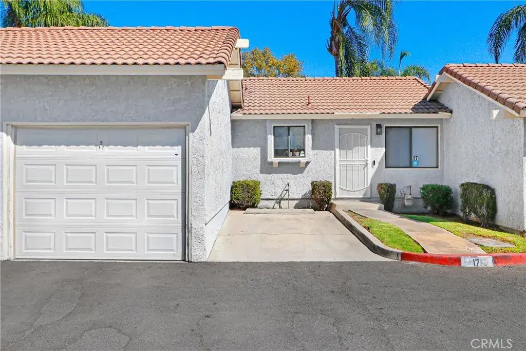 9505 Arlington 17, Riverside