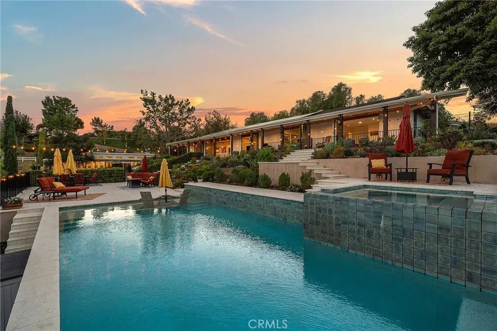 17879 Ridgeway, Granada Hills
