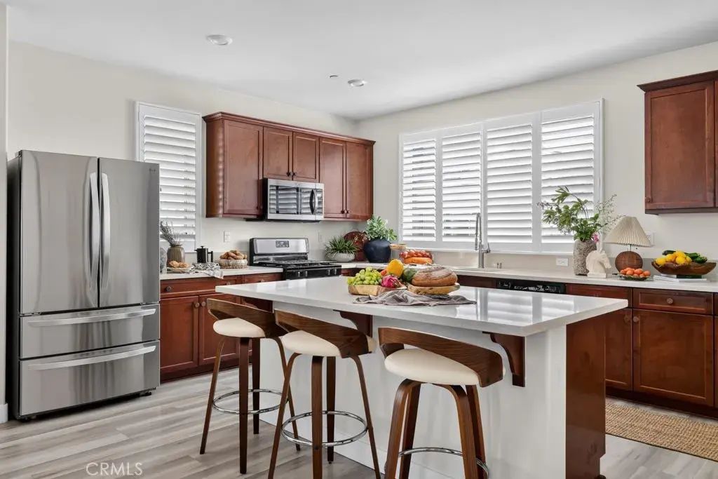 10670 Paramount Boulevard, Downey
