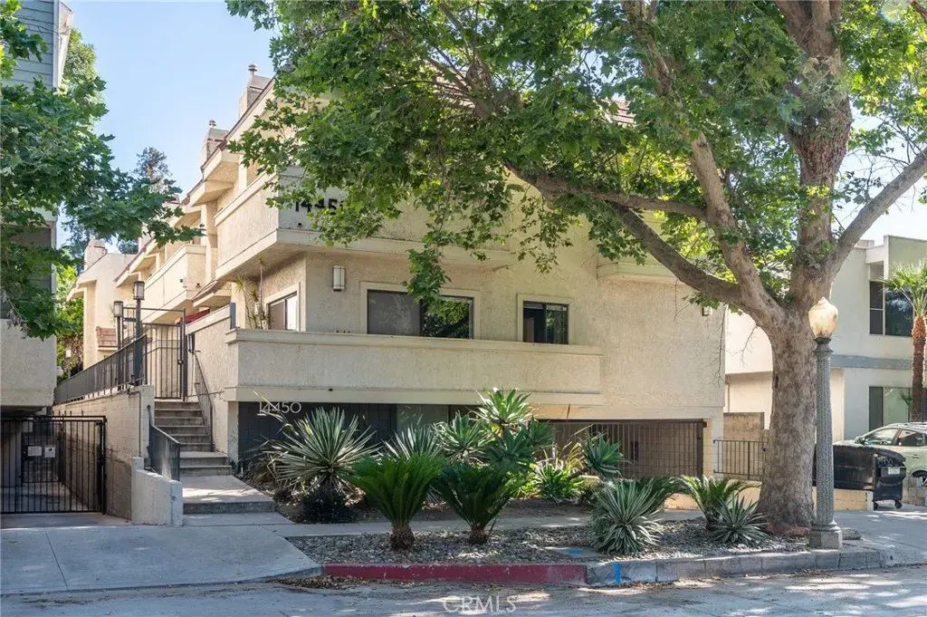 14450 Benefit Street 2, Sherman Oaks