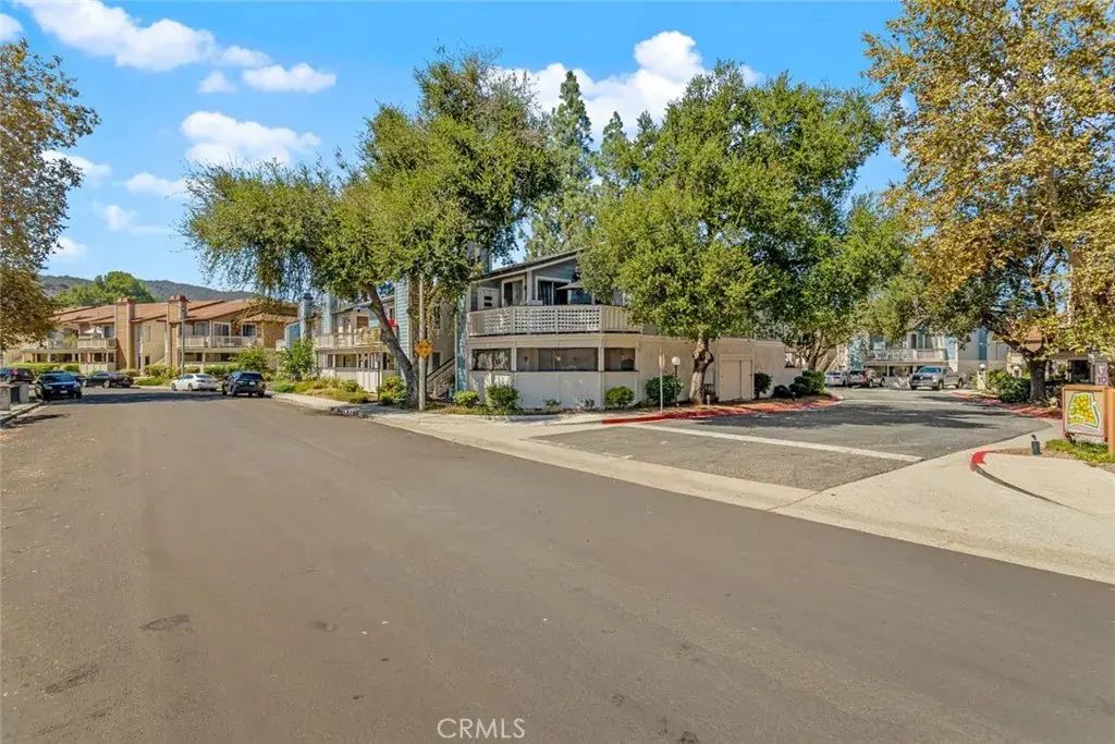2438 Pleasant Way #m, Thousand Oaks