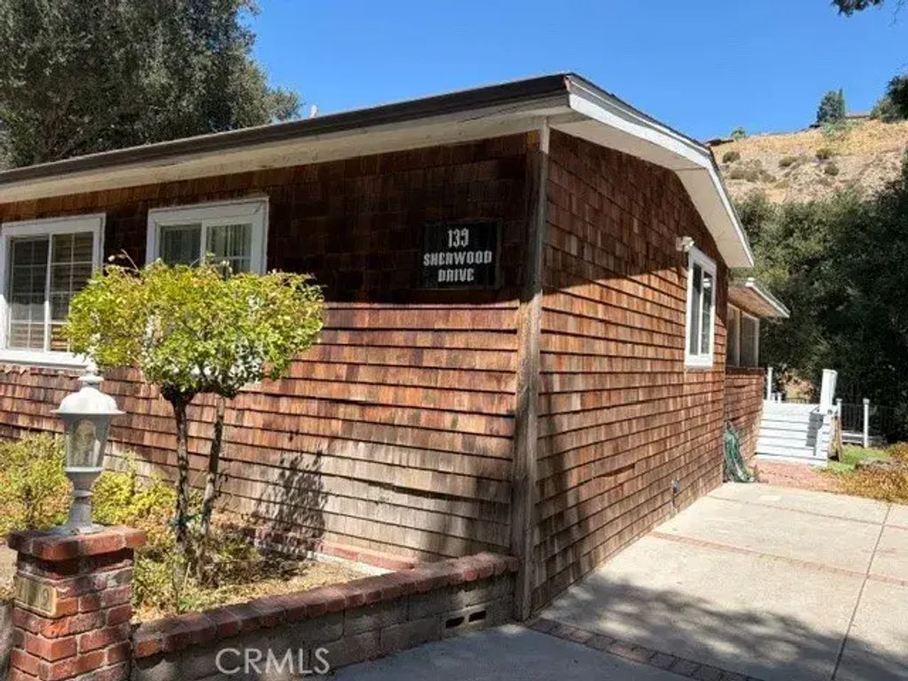 139 Sherwood Drive, Westlake Village