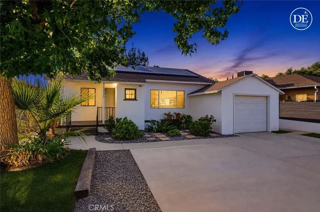 7453 Blewett Avenue, Lake Balboa