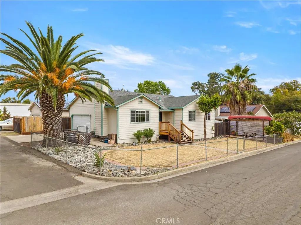 130 Island View, Lakeport