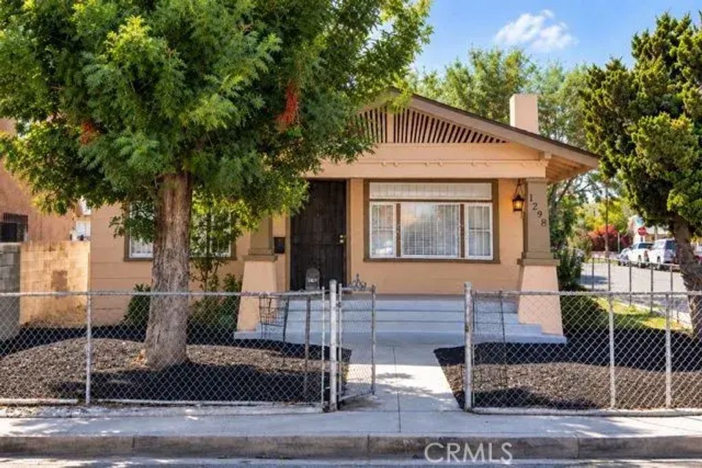 1298 Acacia, San Bernardino
