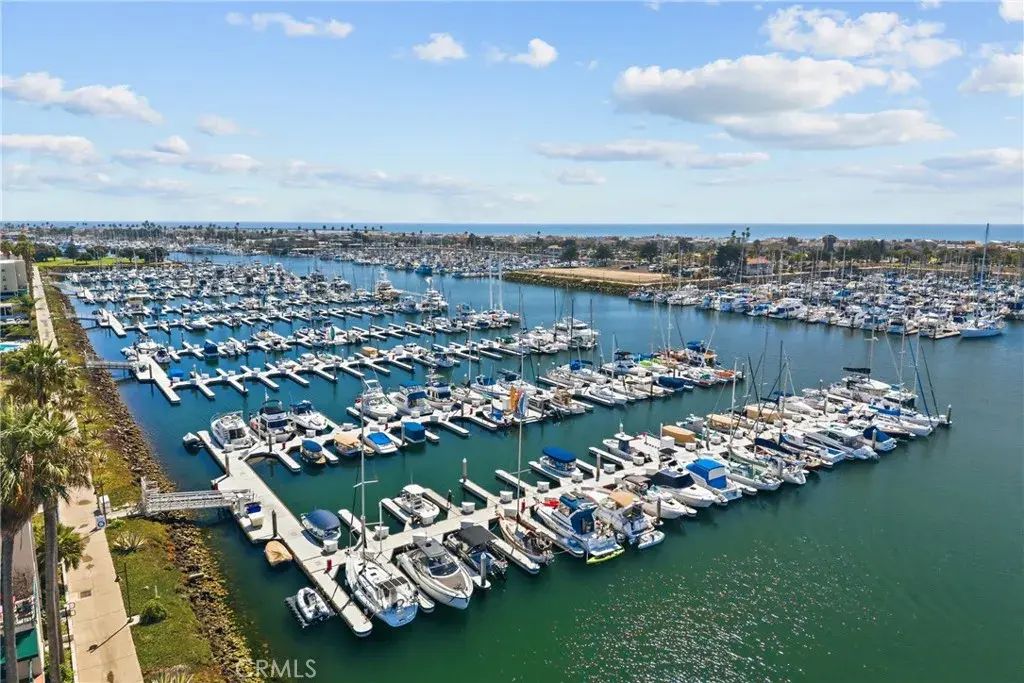 2901 Peninsula Rd. 137, Oxnard
