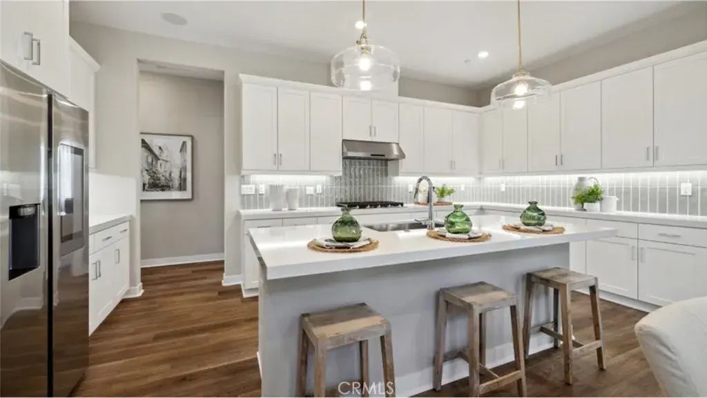 24556 Camino Canoa, Valencia