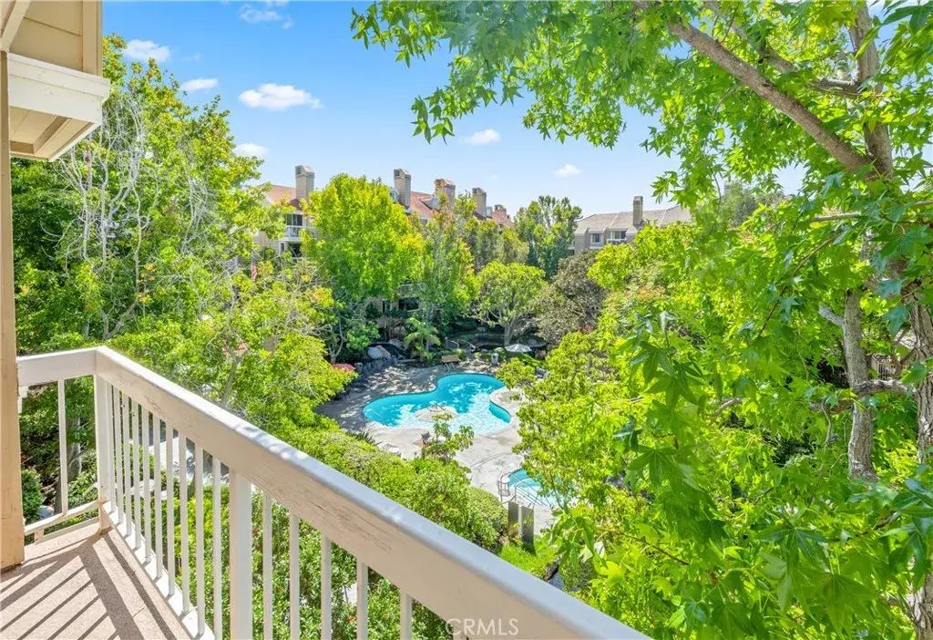 20301 Bluffside Circle 304, Huntington Beach