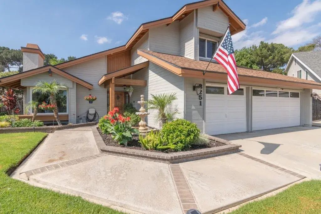 8251 Bent Tree, Riverside