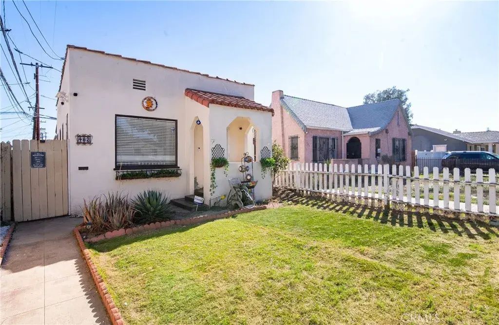 482 E 59th Street, Long Beach