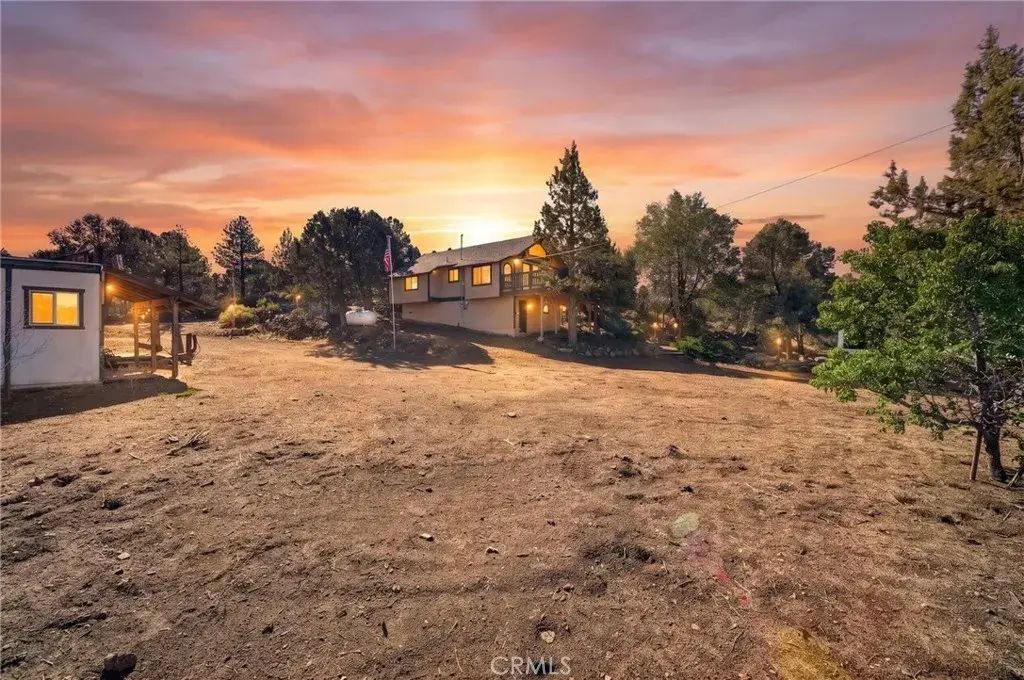 1627 Baldwin Lake, Big Bear City