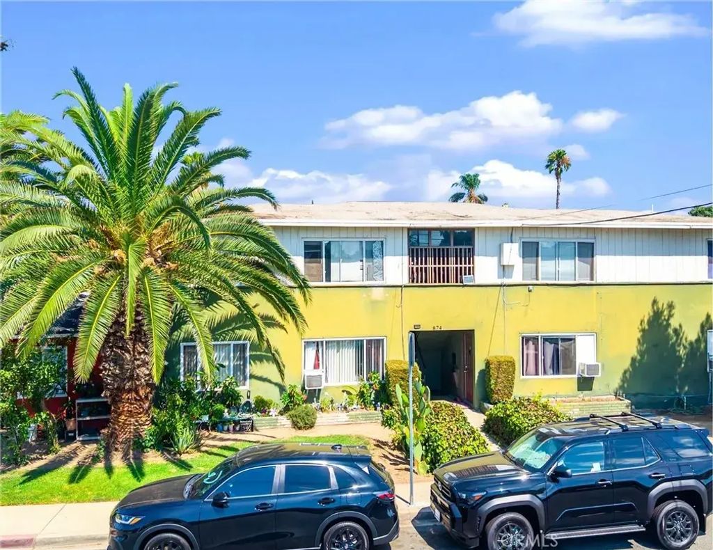1072 W Wilson Street, Pomona