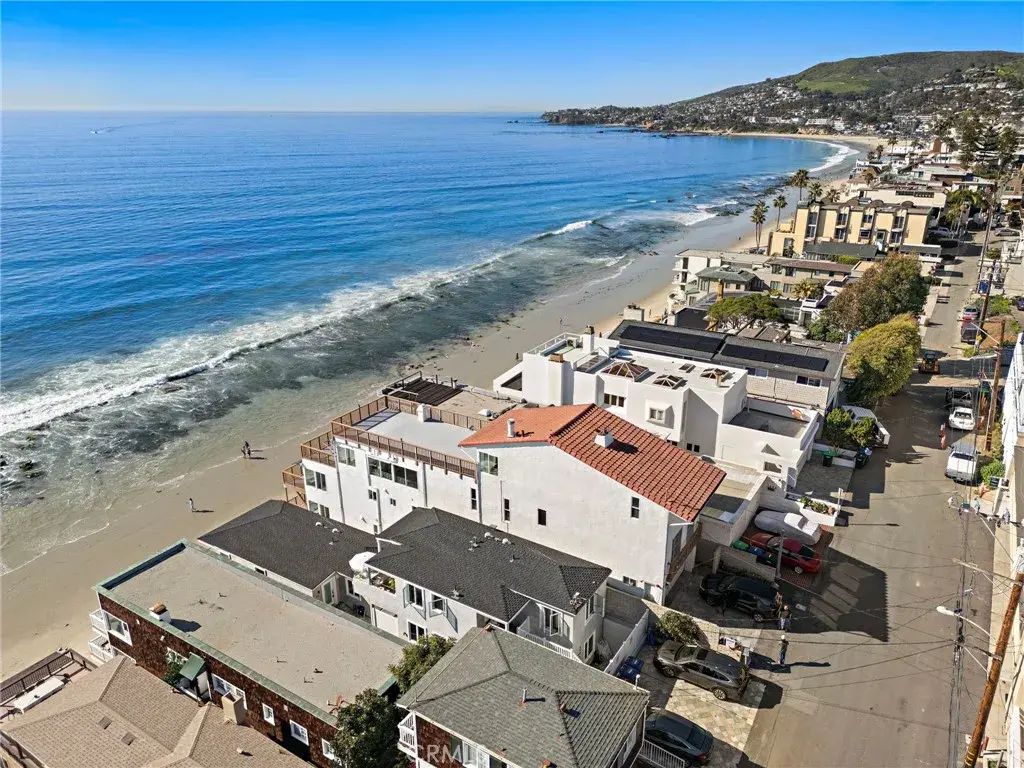 1045 Gaviota Drive B, Laguna Beach