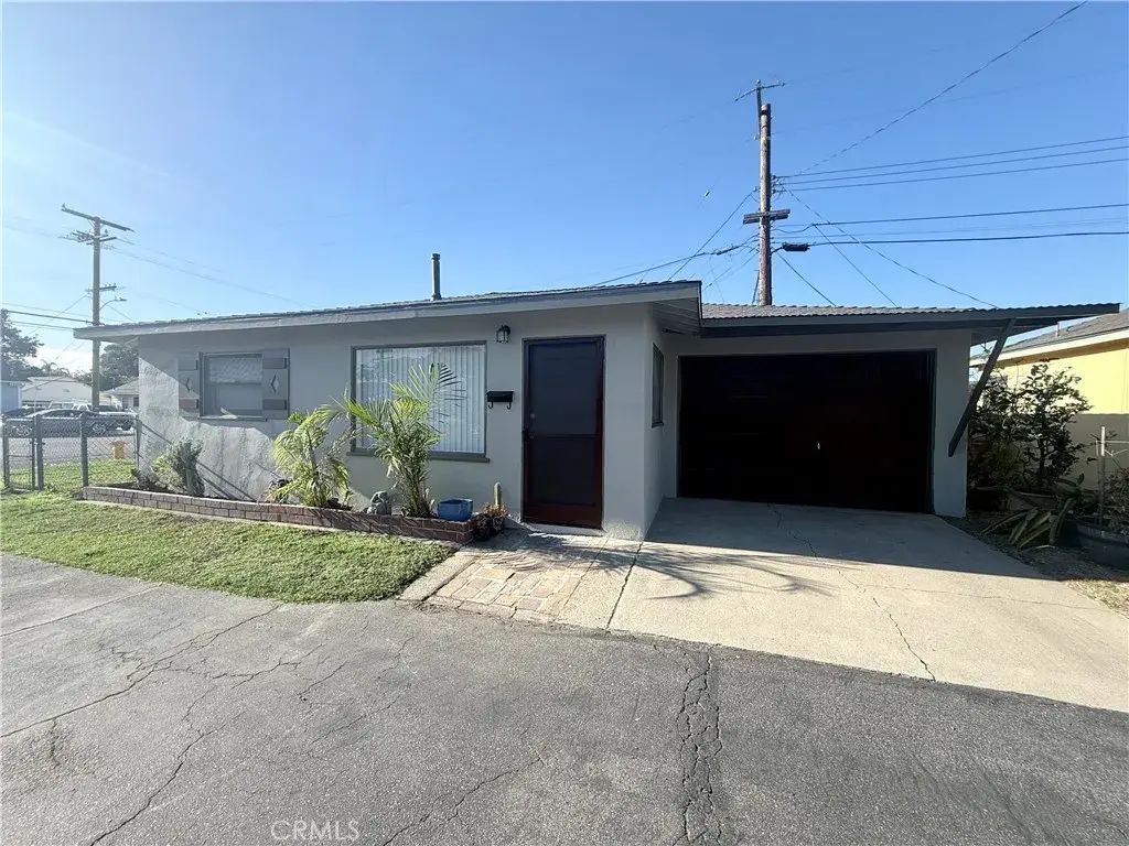 24636 Eshelman, Lomita
