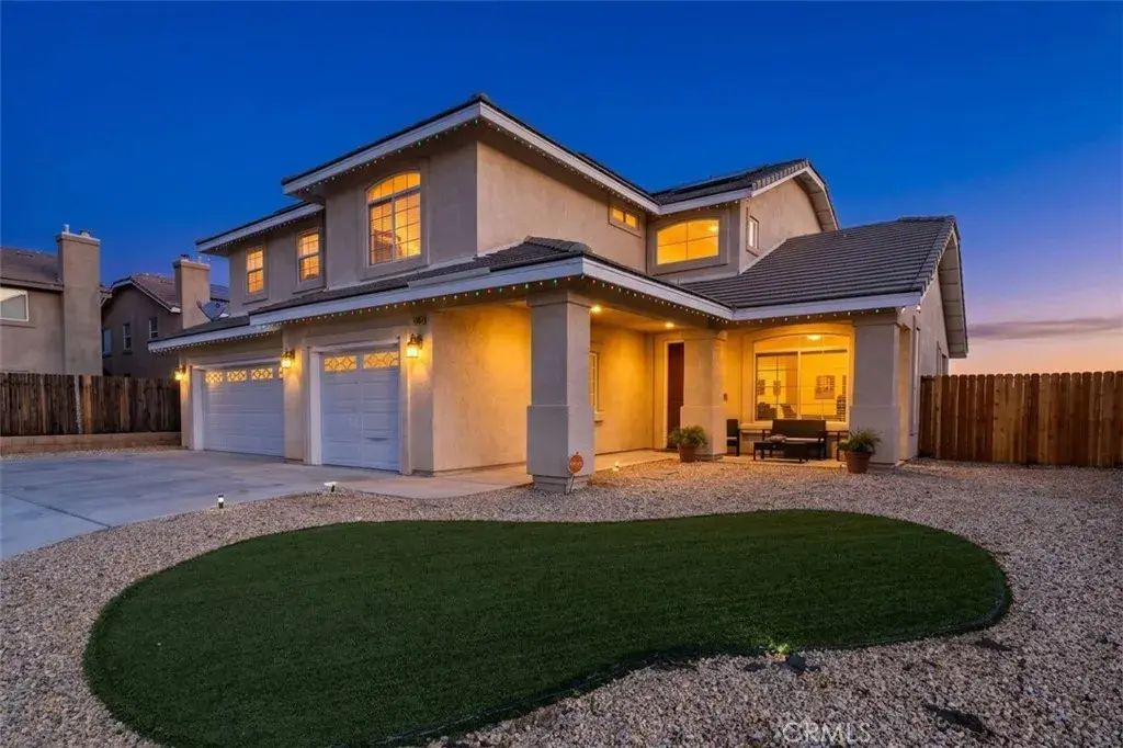 12448 Flagstone Court, Victorville