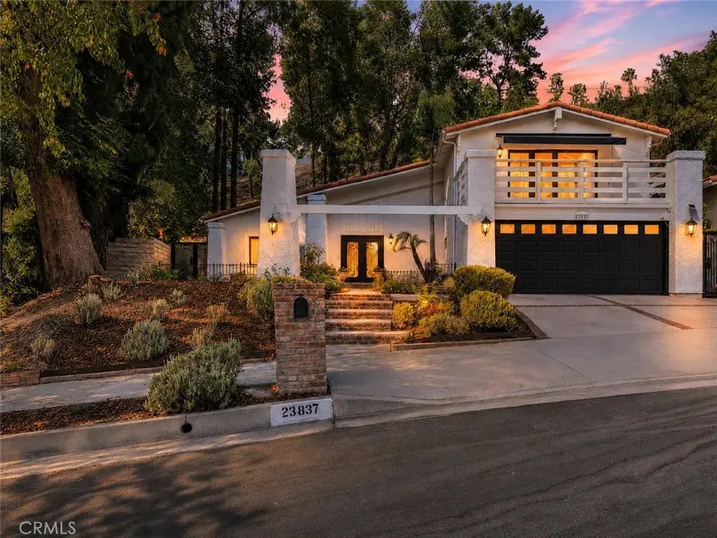 23837 Ladrillo Street, Woodland Hills