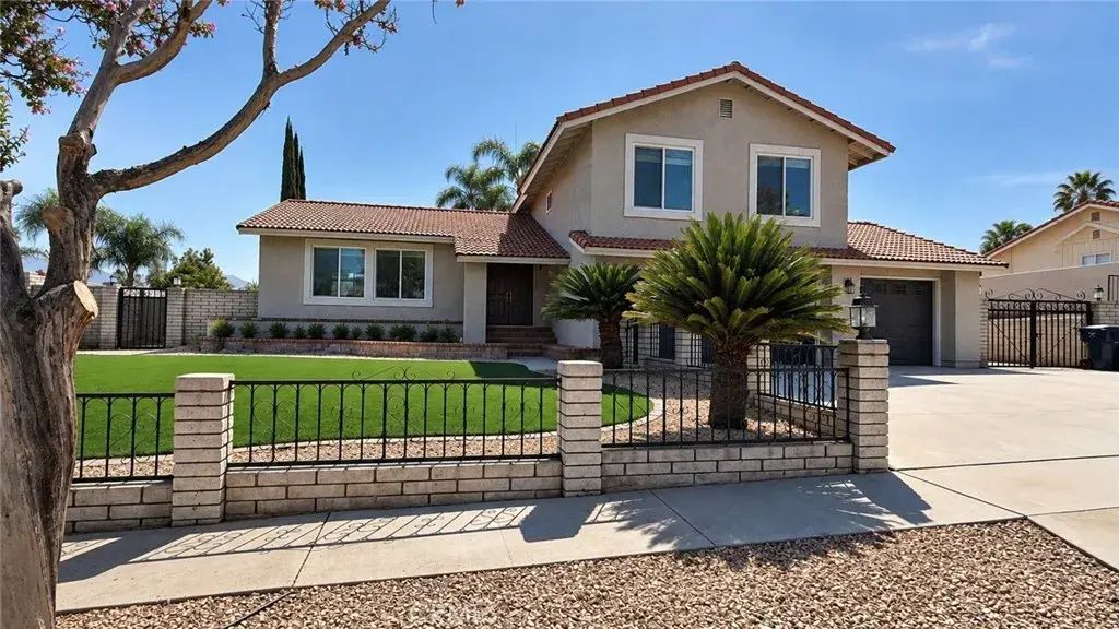 113 Cascade, Redlands