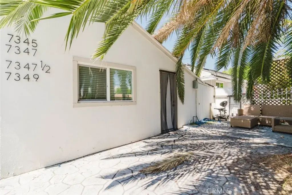 7345 Jamieson Avenue, Reseda