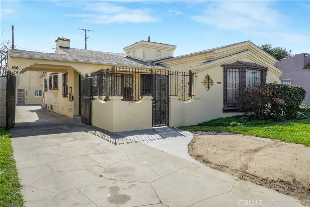 162 W 65th Street, Los Angeles