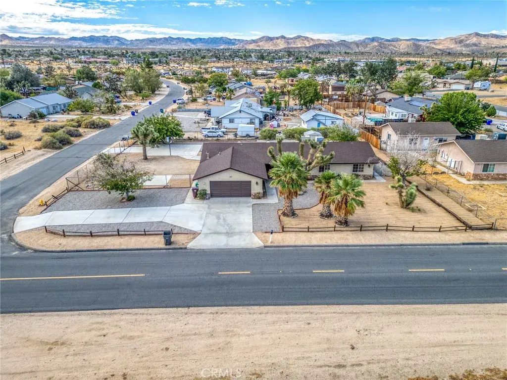 58235 Paxton, Yucca Valley
