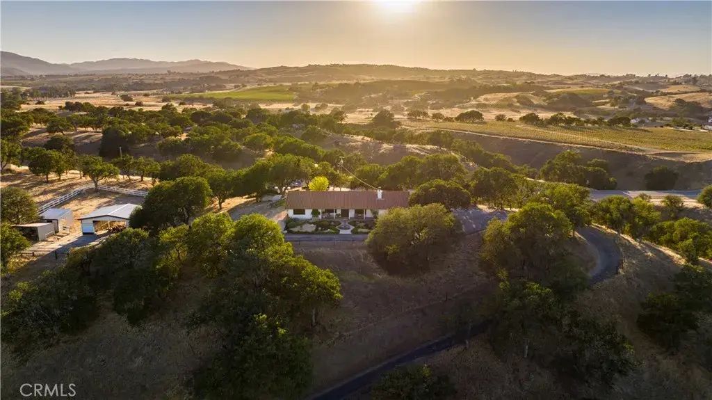 7485 Monterey, Paso Robles