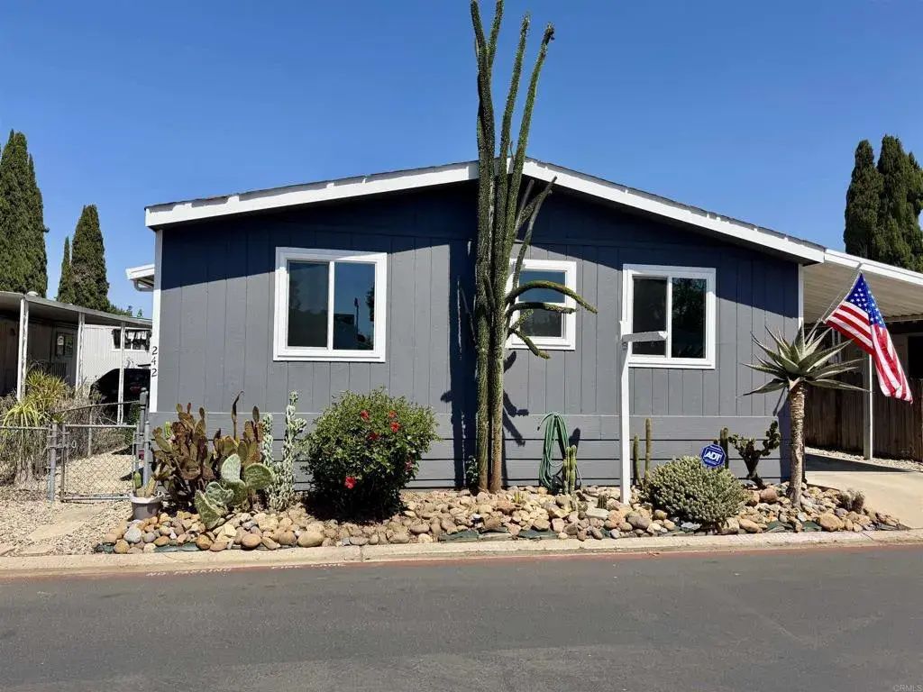 10800 Woodside 242, Santee