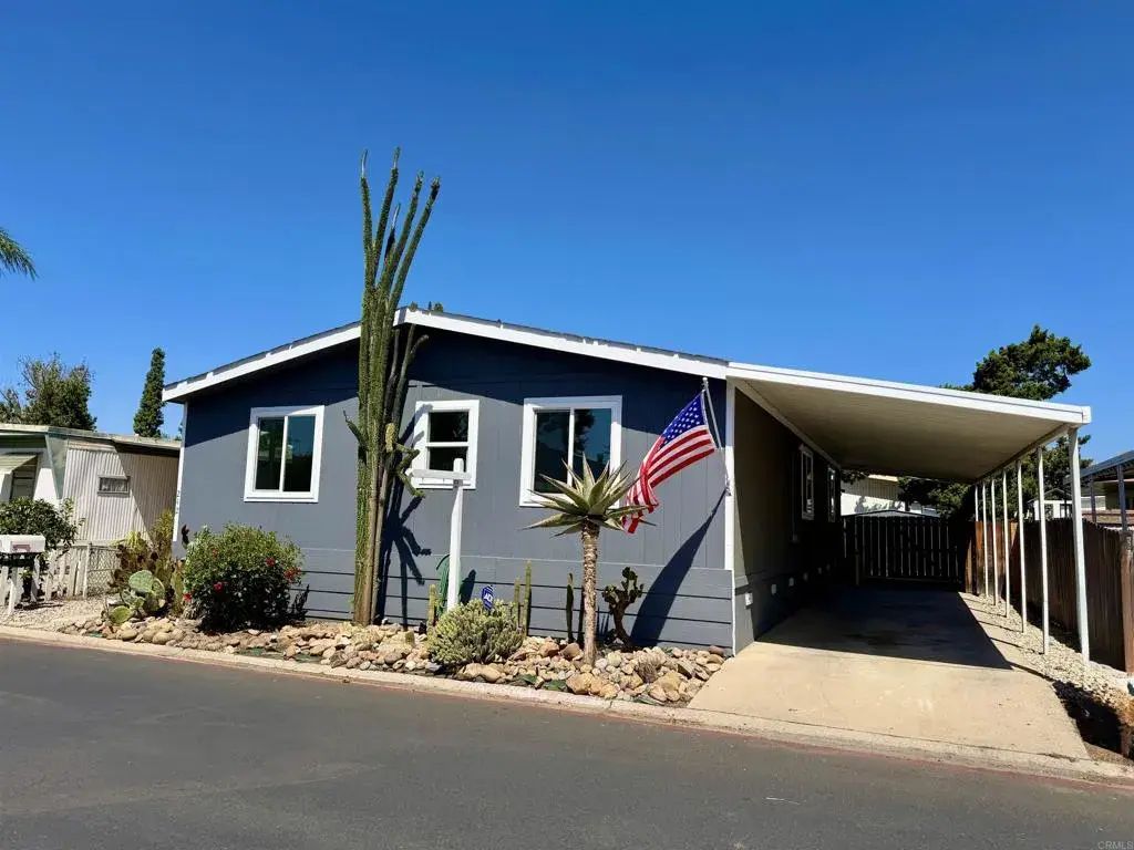 10800 Woodside 242, Santee