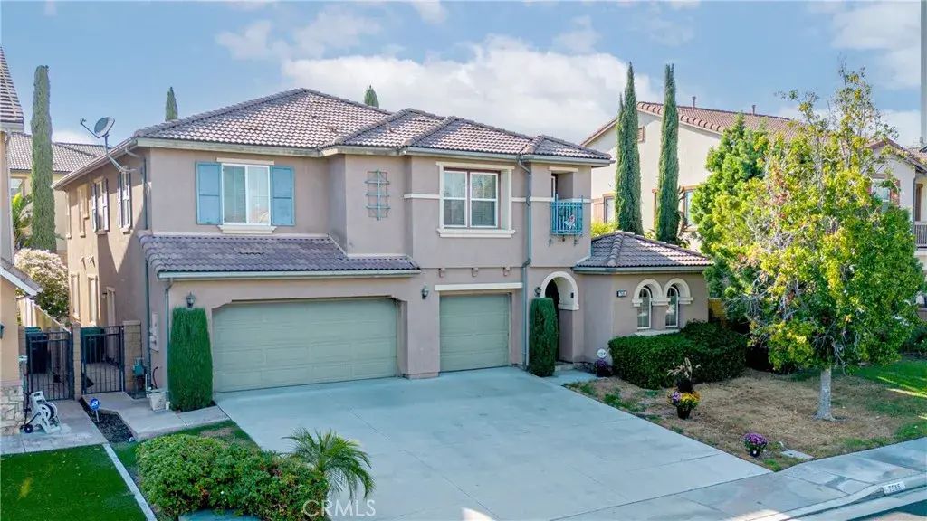 7585 Shadyside Way, Eastvale