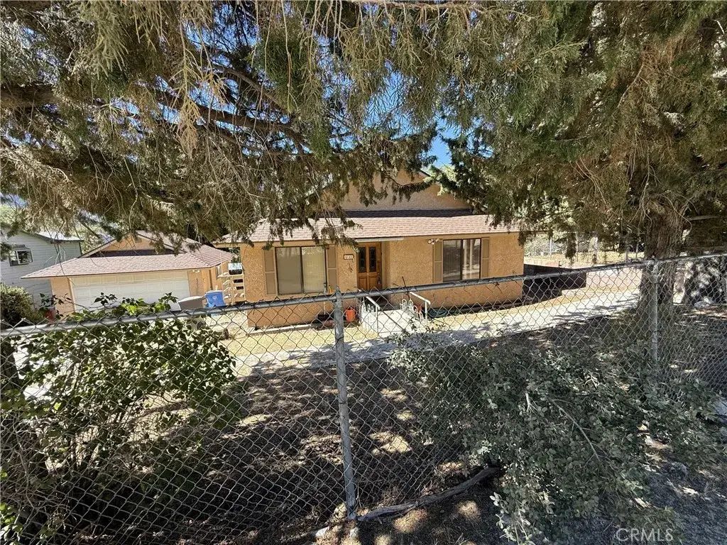 4144 End Drive, Frazier Park