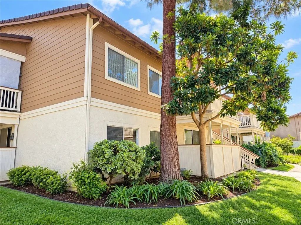 2456 Pleasant Way A, Thousand Oaks