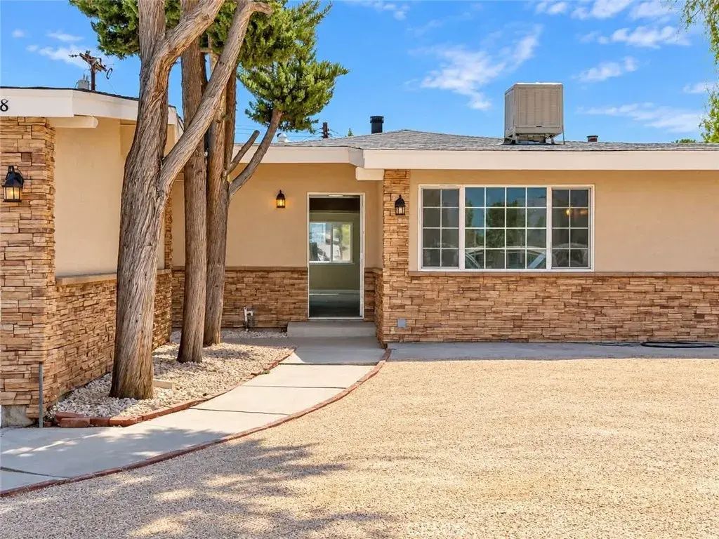 38878 Sage Tree Street, Palmdale